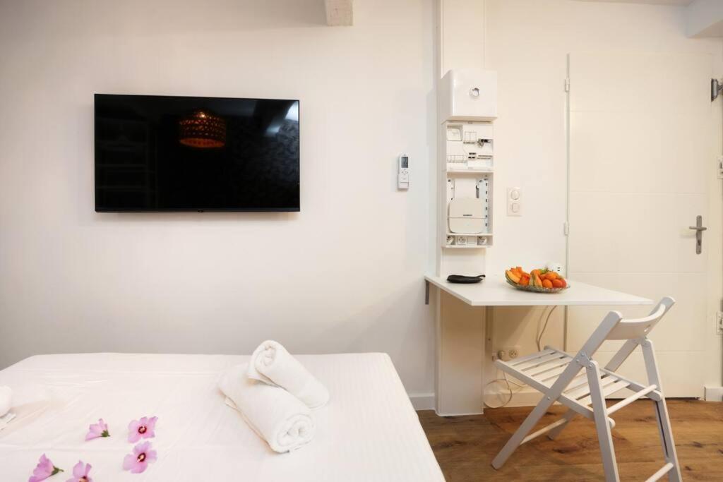 Ferienwohnung La Tour De Bohemond Carcassonne Exterior foto